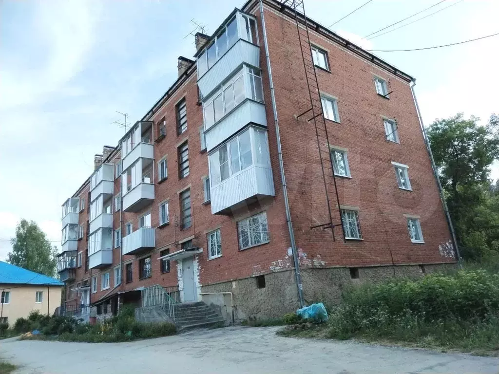 2-к. квартира, 42 м, 4/4 эт. - Фото 1