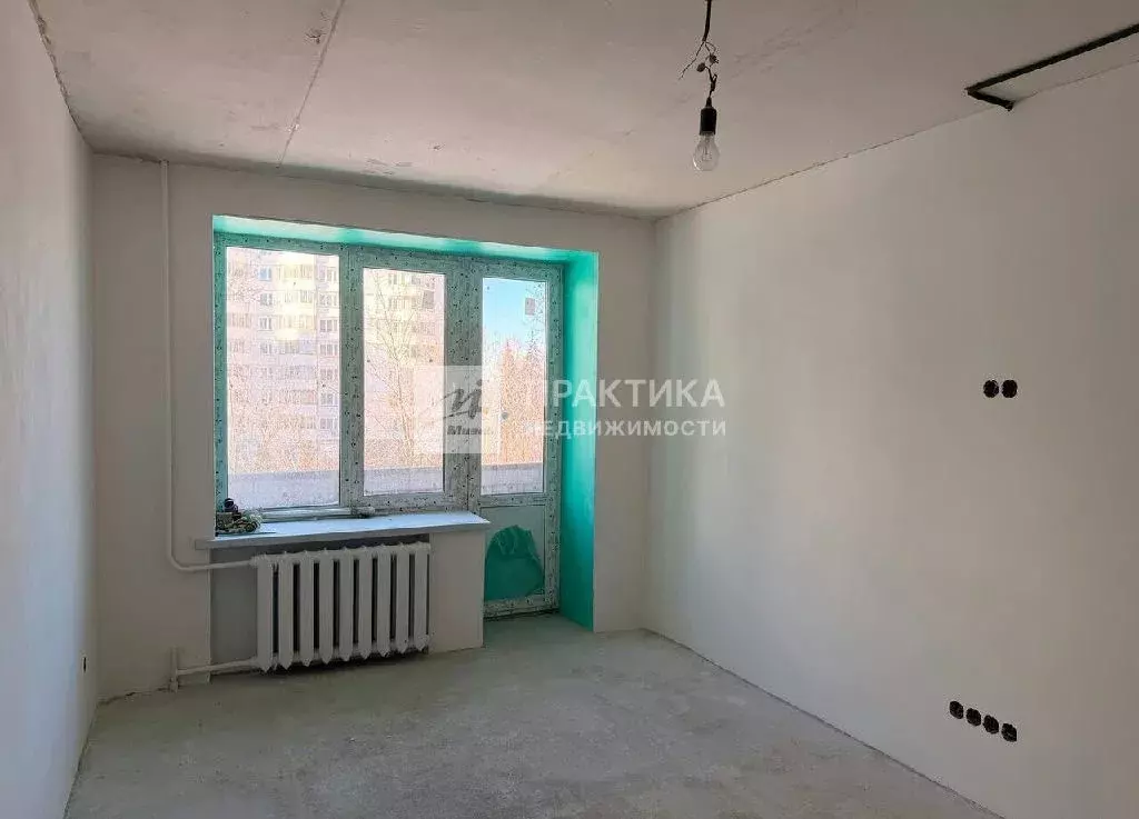 Продается 3-комнатная квартира - Фото 1