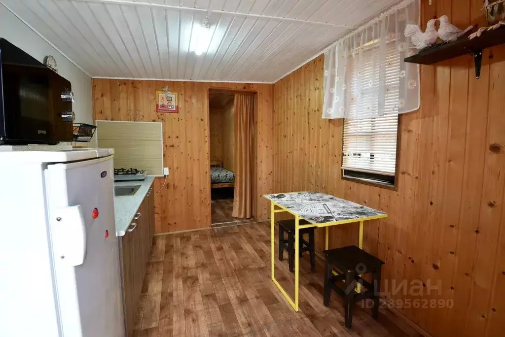 Дом в Краснодарский край, Темрюкский район, Голубицкое с/пос, ... - Фото 2