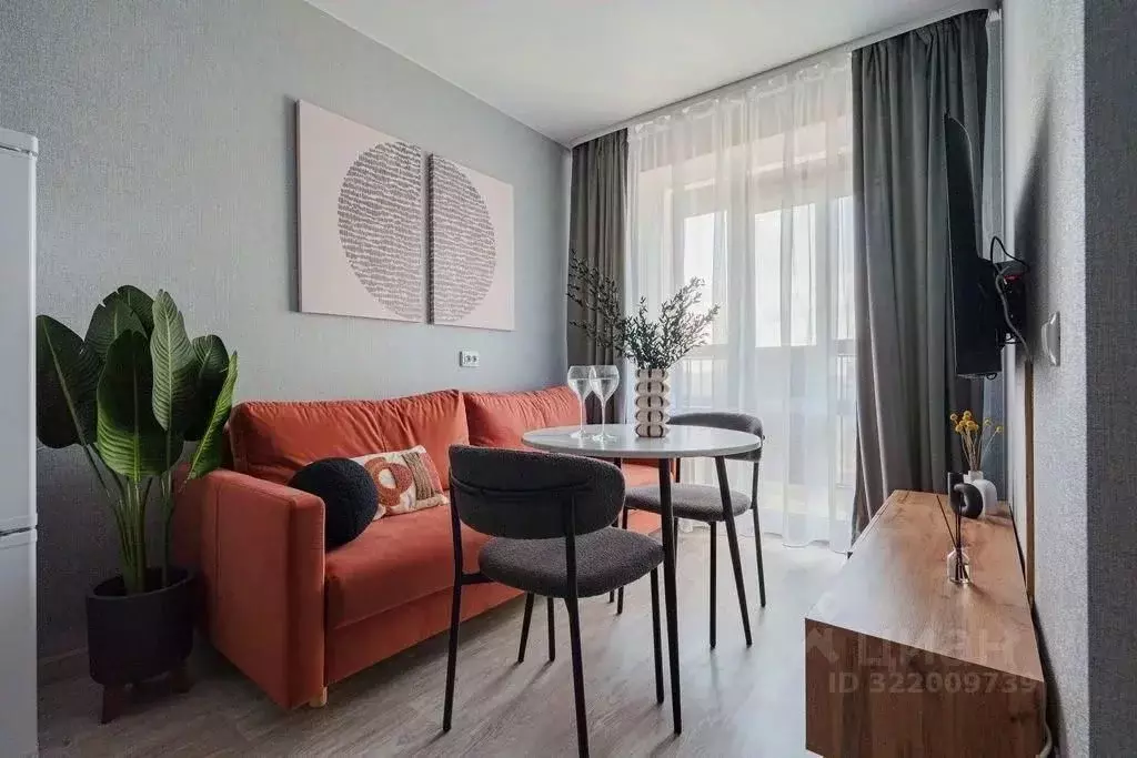 2-к кв. Свердловская область, Екатеринбург ул. Печатников, 3 (35.0 м) - Фото 1