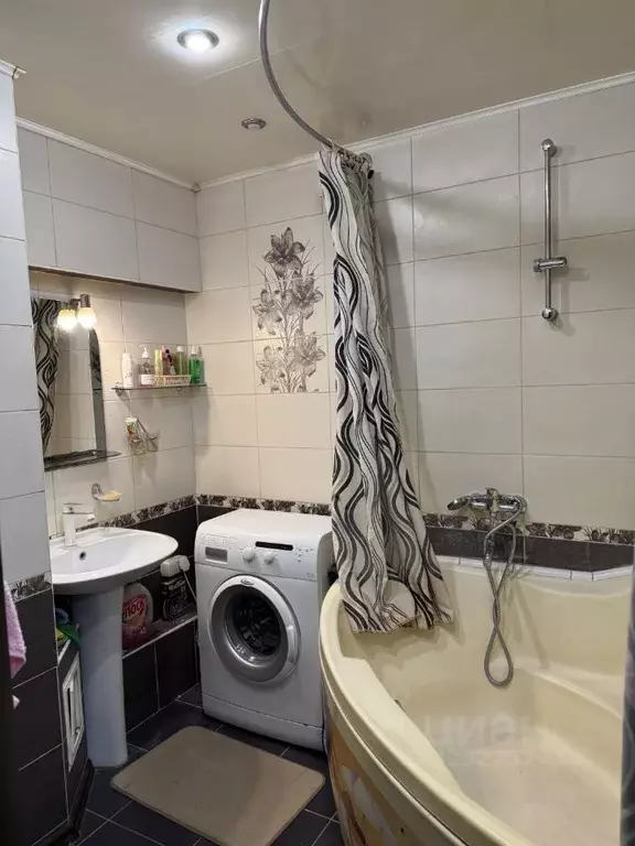 3-к кв. Самарская область, Тольятти ул. Громовой, 18 (55.7 м) - Фото 1