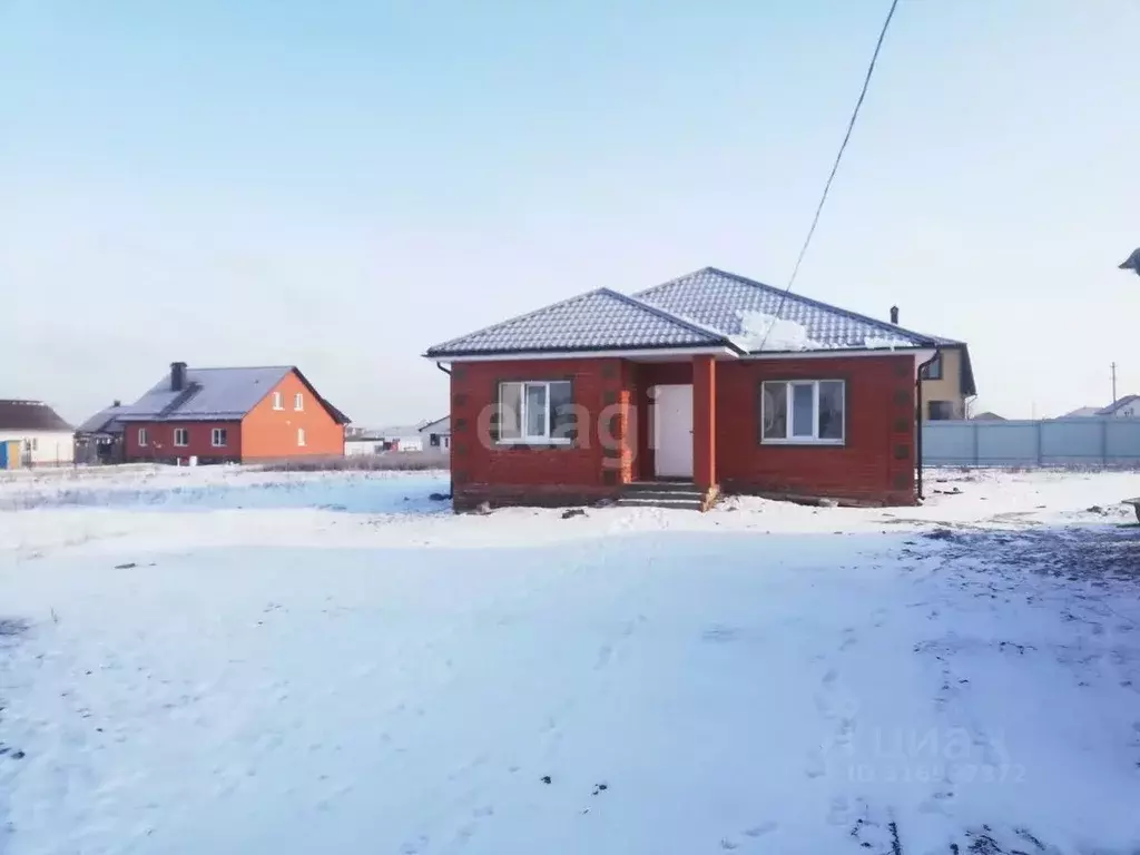 Дом в Курская область, Курский район, Рышковский сельсовет, Кислино ... - Фото 0
