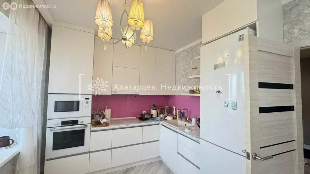 2-комнатная квартира: деревня Кисловка, микрорайон Северный, улица ... - Фото 0