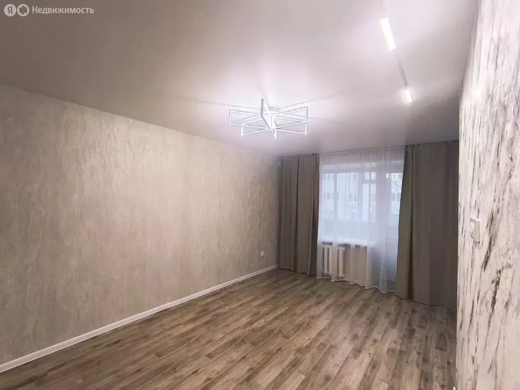 3-комнатная квартира: Казань, улица Латышских Стрелков, 10 (62.3 м) - Фото 2