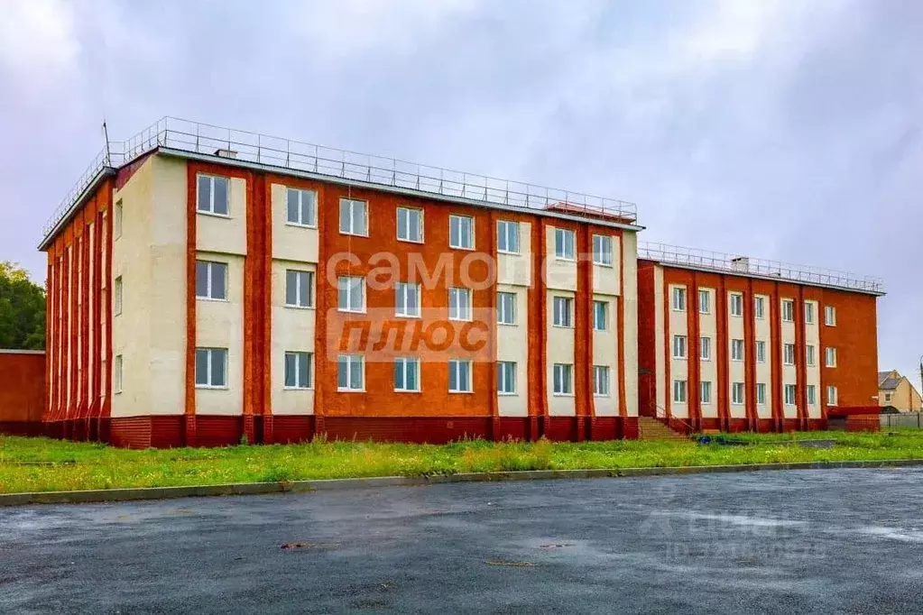 2-к кв. Челябинская область, Верхний Уфалей ул. Ленина, 2А (51.2 м) - Фото 1