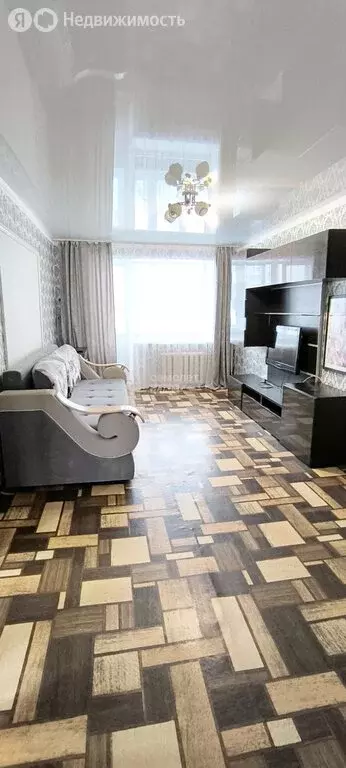 2-комнатная квартира: Октябрьский, 21-й микрорайон, 6 (44 м) - Фото 0