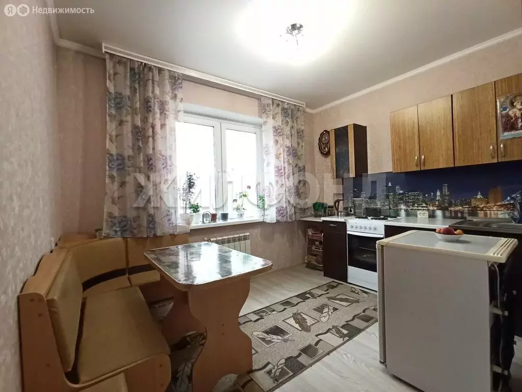 2-комнатная квартира: Новосибирск, улица Марии Ульяновой, 18 (56.6 м) - Фото 0