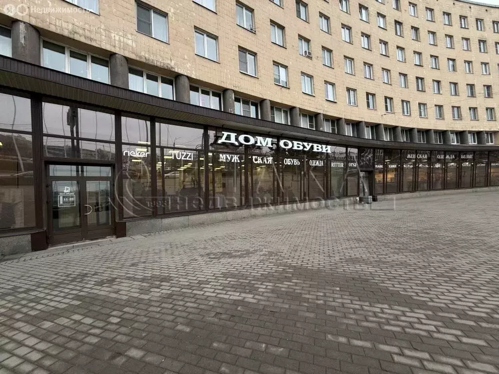 Торговая площадь (919.3 м) - Фото 1