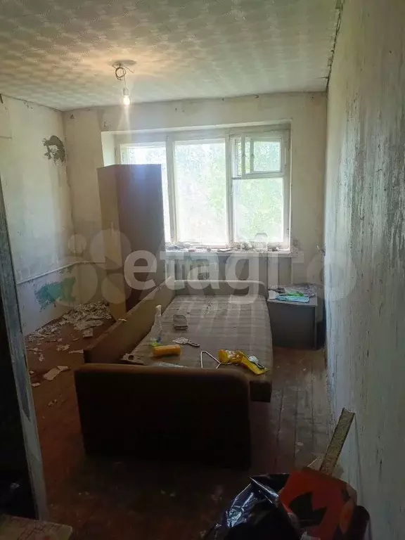Комната 16,8 м в 1-к., 5/5 эт. - Фото 1