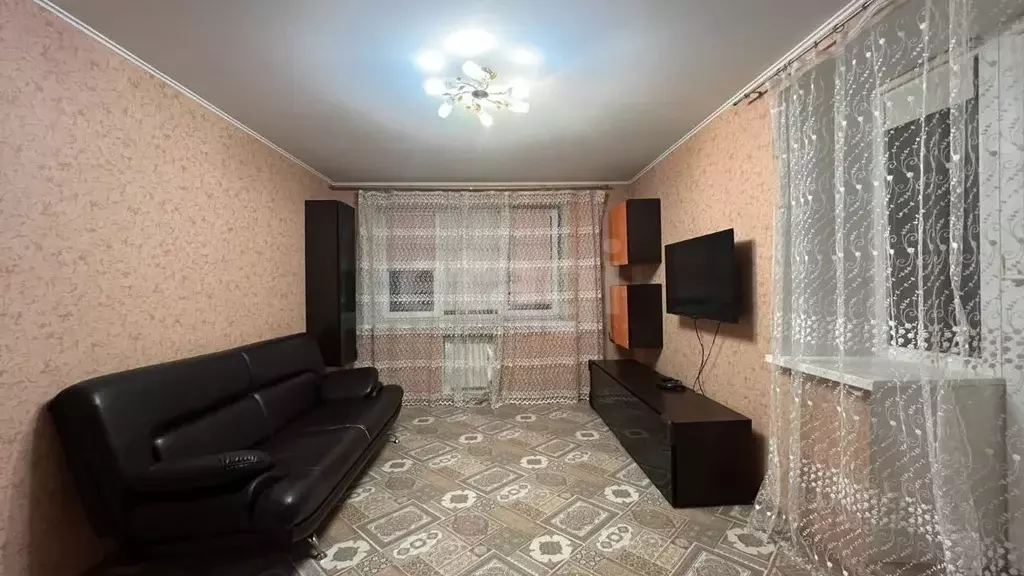 2-к кв. Тюменская область, Тюмень ул. Пермякова, 48 (48.1 м) - Фото 0