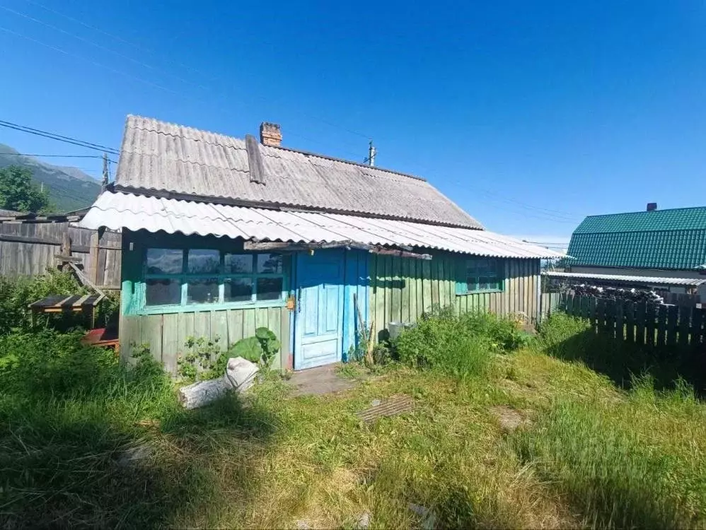 Дом в Бурятия, Тункинский район, пос. Аршан ул. Павлова, 11 (38 м) - Фото 1