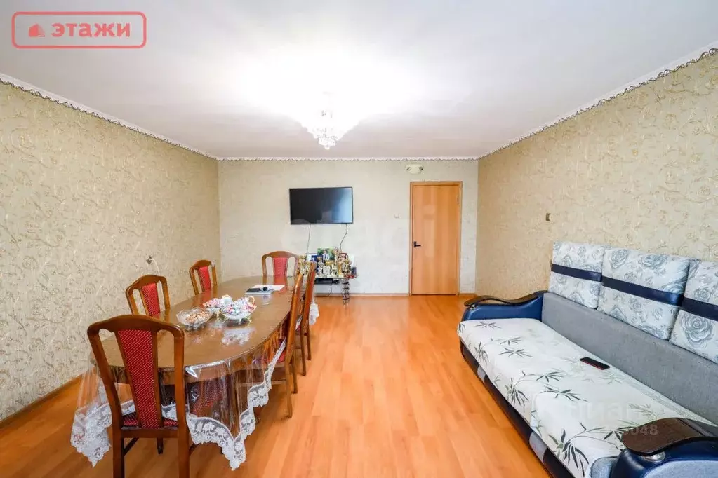 3-к кв. Карелия, Петрозаводск ул. Ровио, 12А (95.2 м) - Фото 0