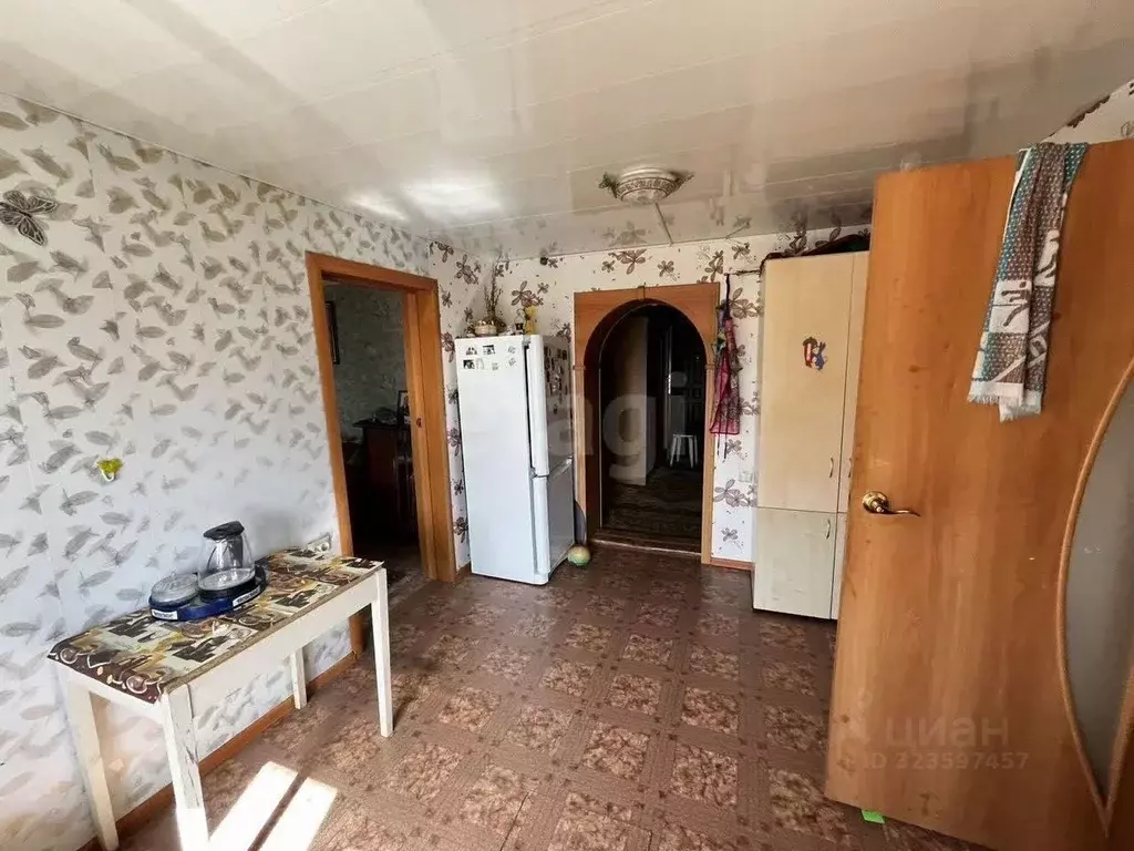 Дом в Алтайский край, Смоленский район, Верх-Обский сельсовет, пос. ... - Фото 1