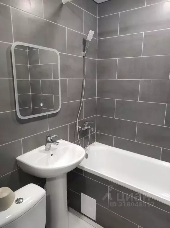 2-к кв. Красноярский край, Красноярск Черемушки мкр, ул. Ширинская, 1 ... - Фото 1