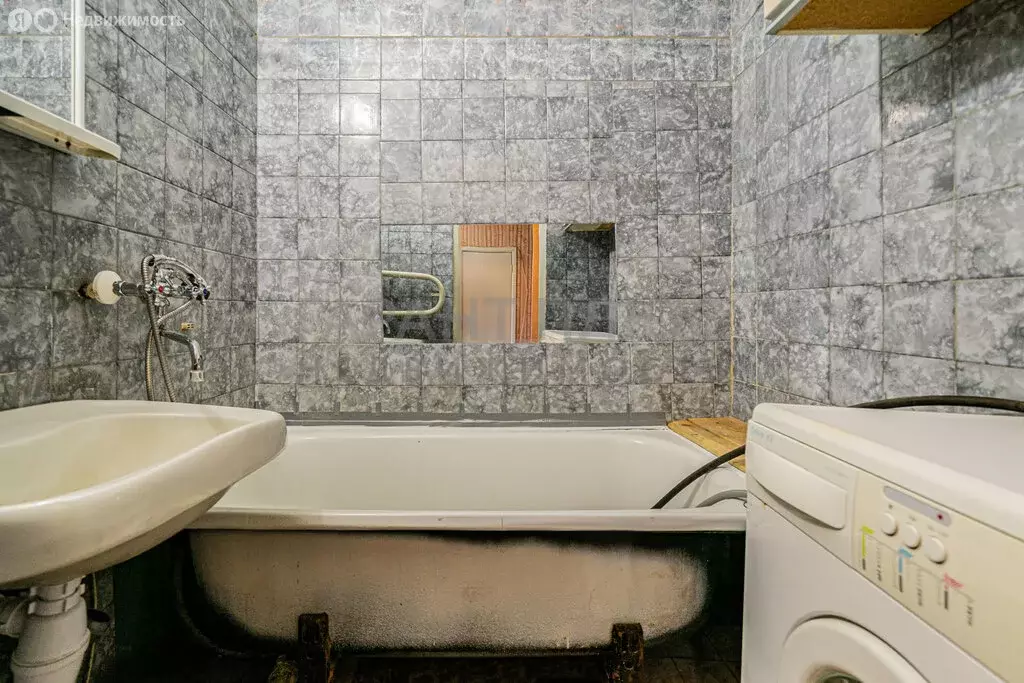 3-комнатная квартира: Липецк, улица Космонавтов, 5/3 (64 м) - Фото 1