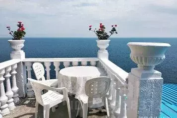 Дом в Крым, Алушта муниципальный округ, с. Рыбачье ул. Лучистая, 14 ... - Фото 1