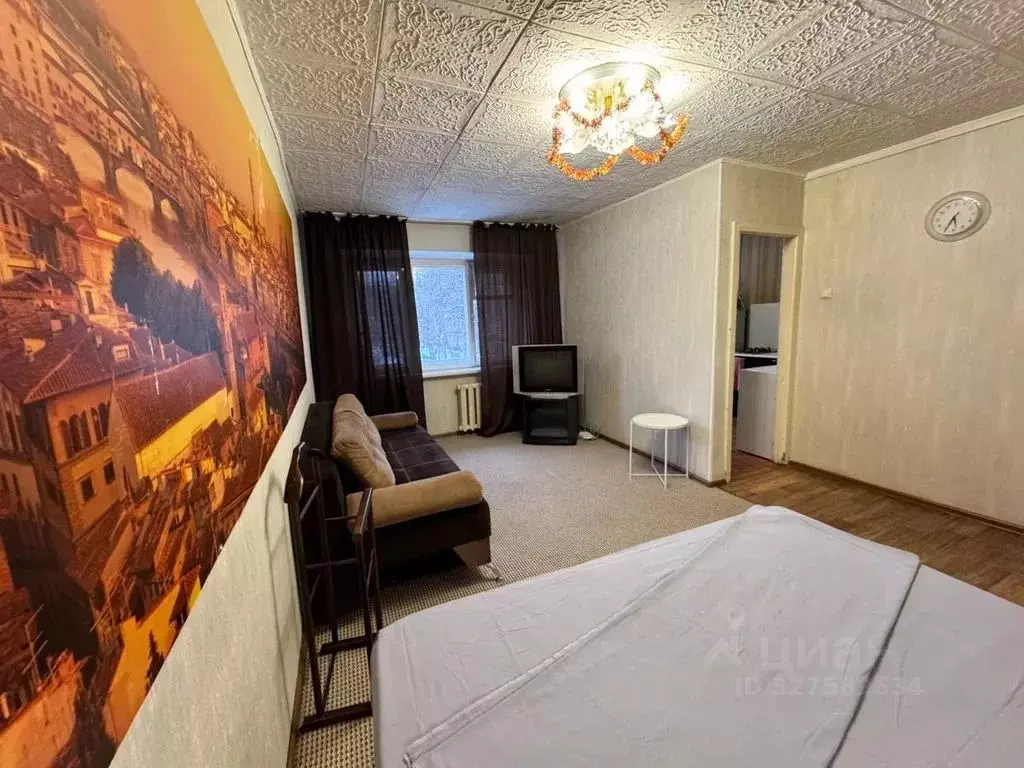 1-к кв. Свердловская область, Екатеринбург ул. Надеждинская, 13 (38.0 ... - Фото 2