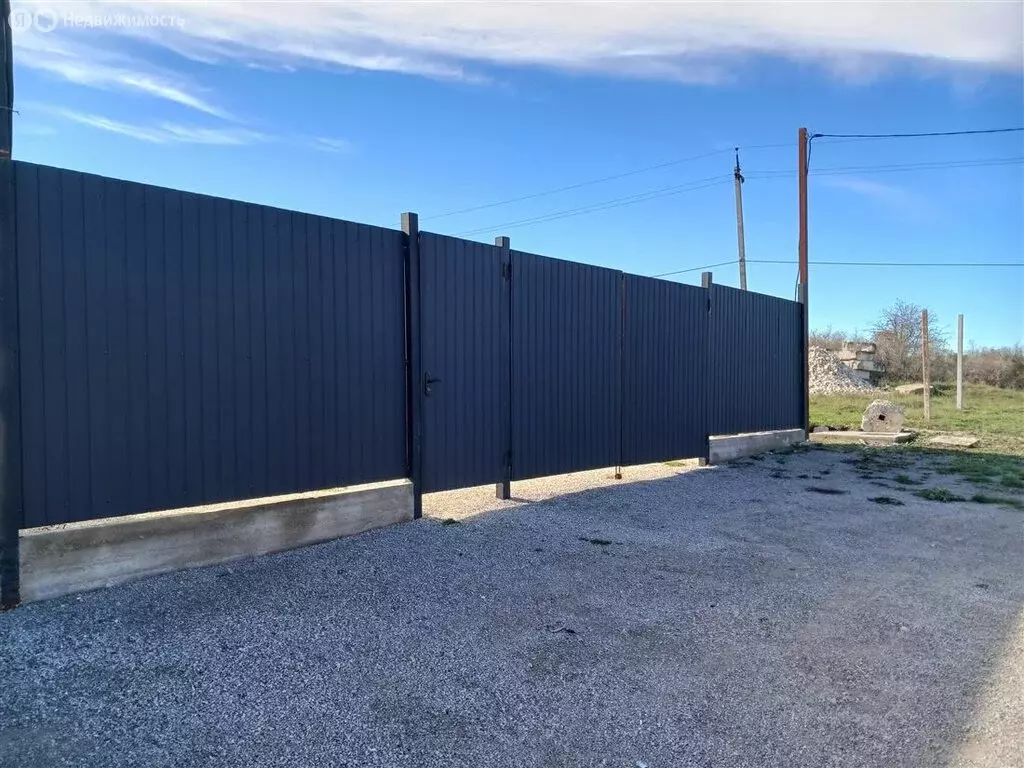 Дом в Белогорск, улица Курешчилер, 70 (74 м) - Фото 1