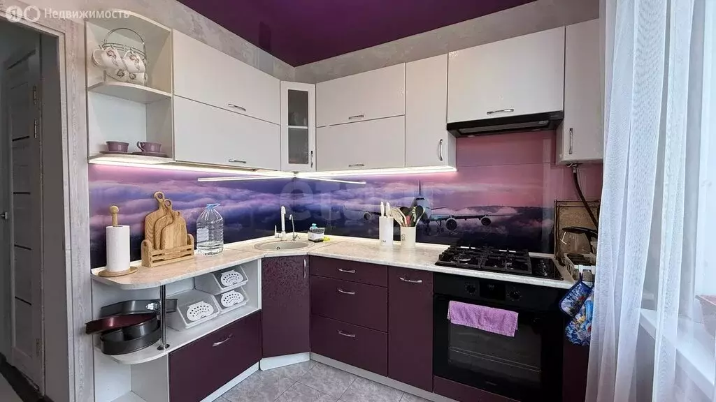 2-комнатная квартира: Псков, Западная улица, 21 (50 м) - Фото 1