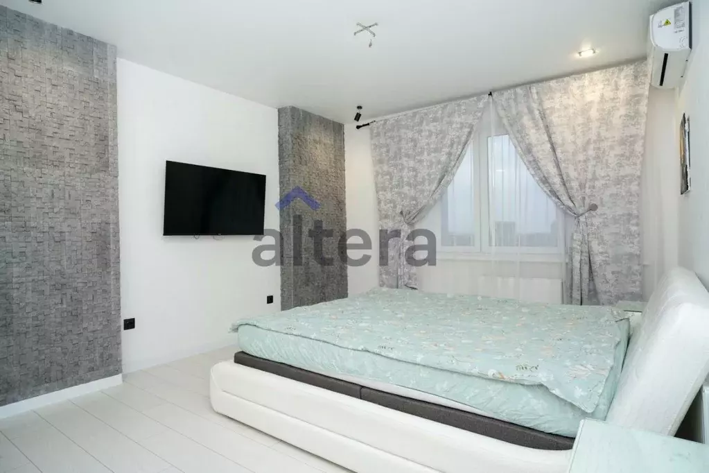 2-к кв. Татарстан, Казань ул. Рауиса Гареева, 109 (53.4 м) - Фото 1