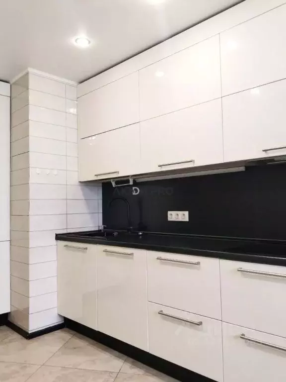 3-к кв. Московская область, Балашиха Авиаторов мкр, ул. Летная, 2 ... - Фото 1