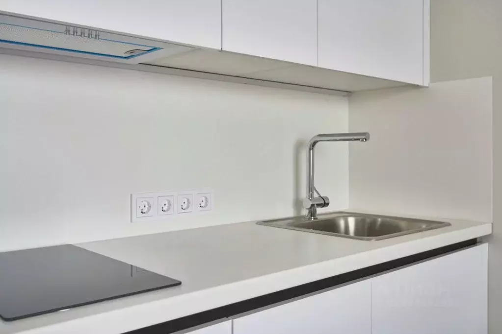 Студия Липецкая область, Липецк ул. М.И. Неделина, 4Д (28.0 м) - Фото 1