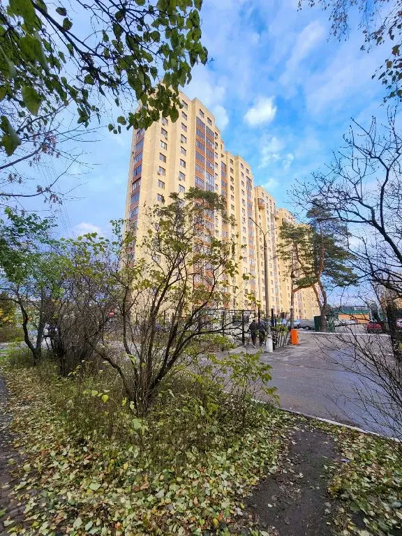 Продается 3-комнатная квартира - Фото 1