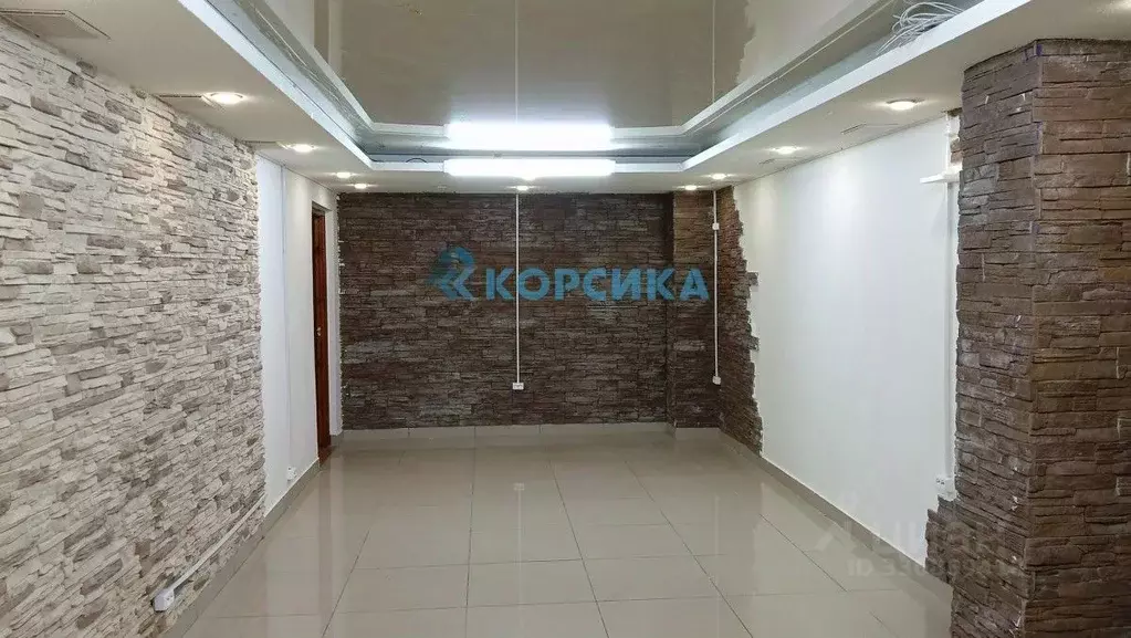 Помещение свободного назначения в Татарстан, Набережные Челны бул. ... - Фото 1
