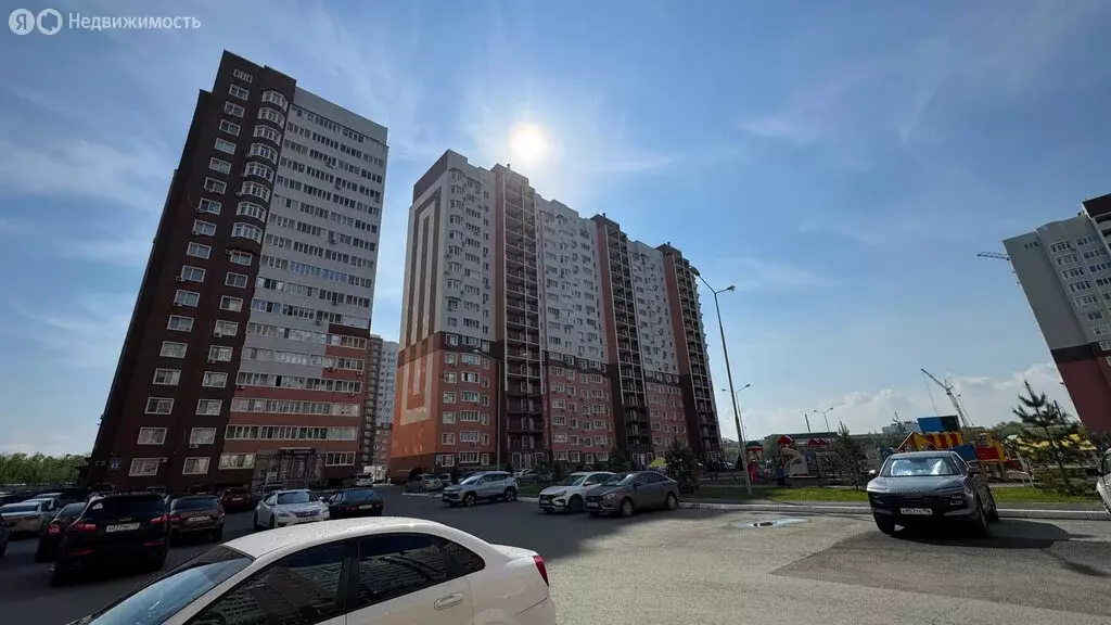 1-комнатная квартира: Оренбург, улица Фронтовиков, 10/4 (40 м) - Фото 1