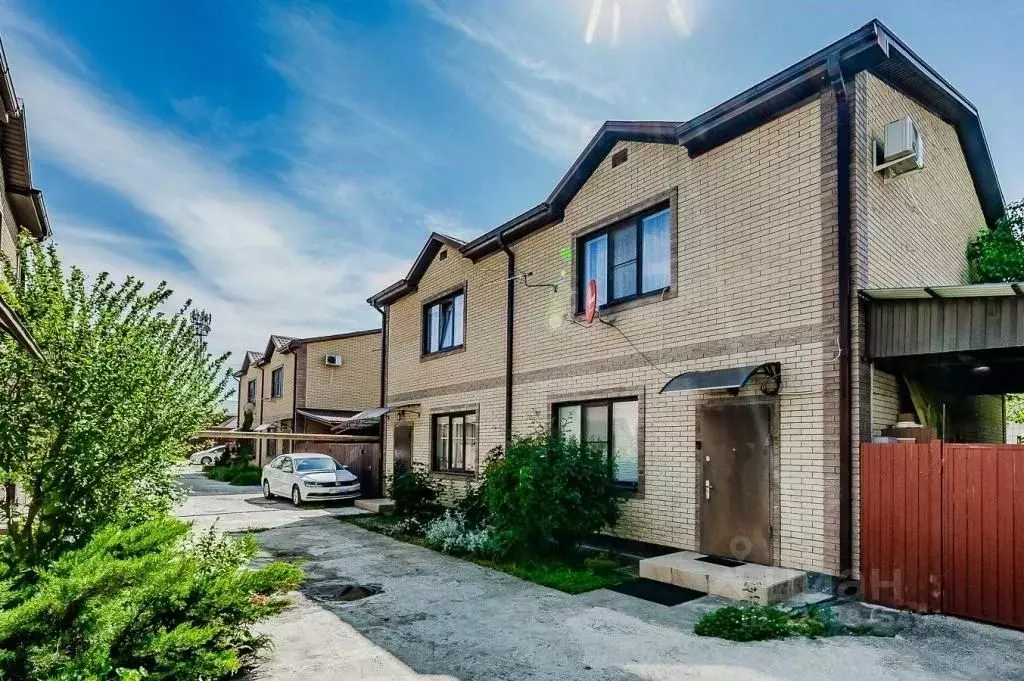 Таунхаус в Краснодарский край, Краснодар Северный мкр, ул. ... - Фото 1