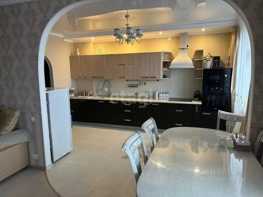 3-к кв. Саха (Якутия), Якутск ул. Рыдзинского, 24к2 (95.2 м) - Фото 1