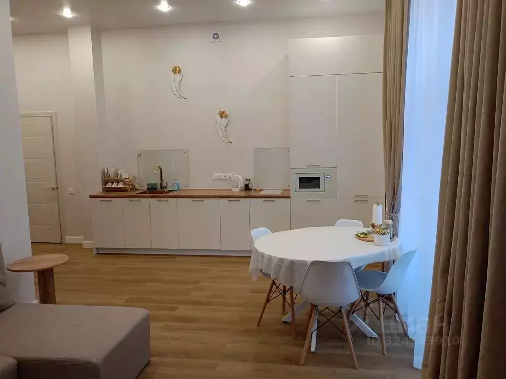 1-к кв. Тюменская область, Тюмень ул. Николая Глебова, 3 (60.0 м) - Фото 1