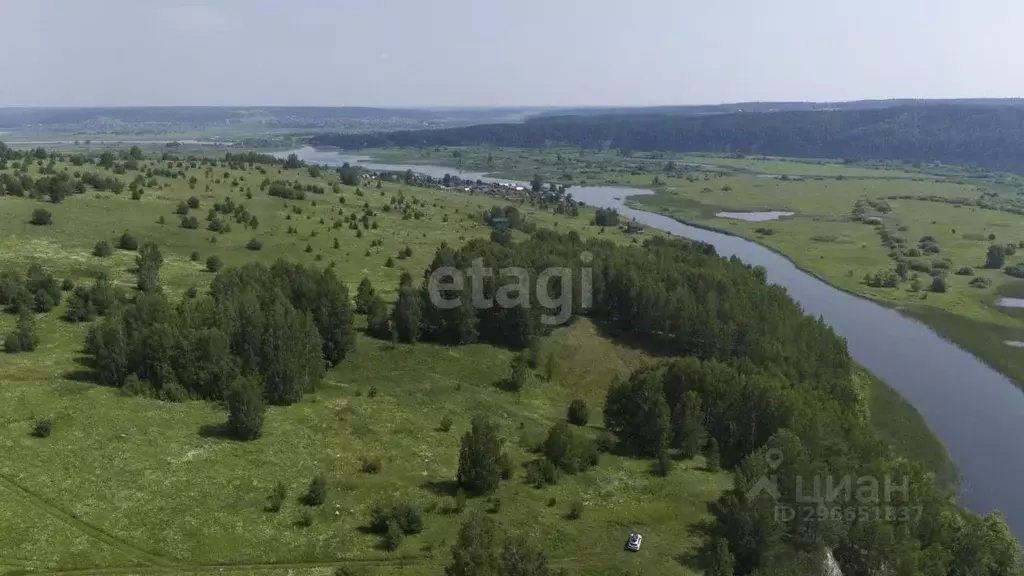 Участок в Пермский край, Кунгурский муниципальный округ, д. Щелканы  ... - Фото 0