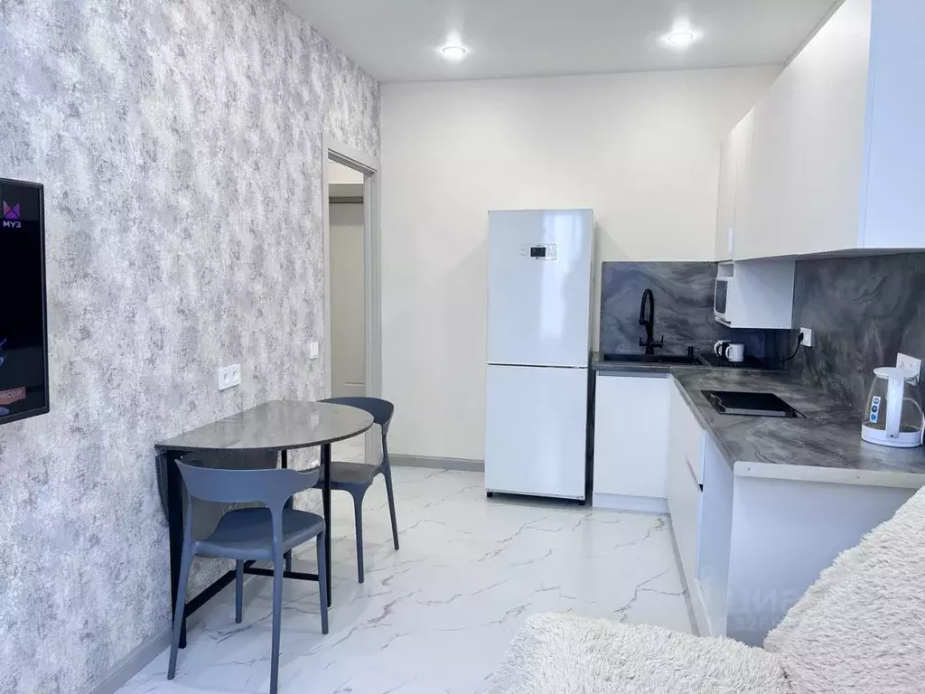 2-к кв. Татарстан, Казань ул. Азата Аббасова, 16 (39.0 м) - Фото 2