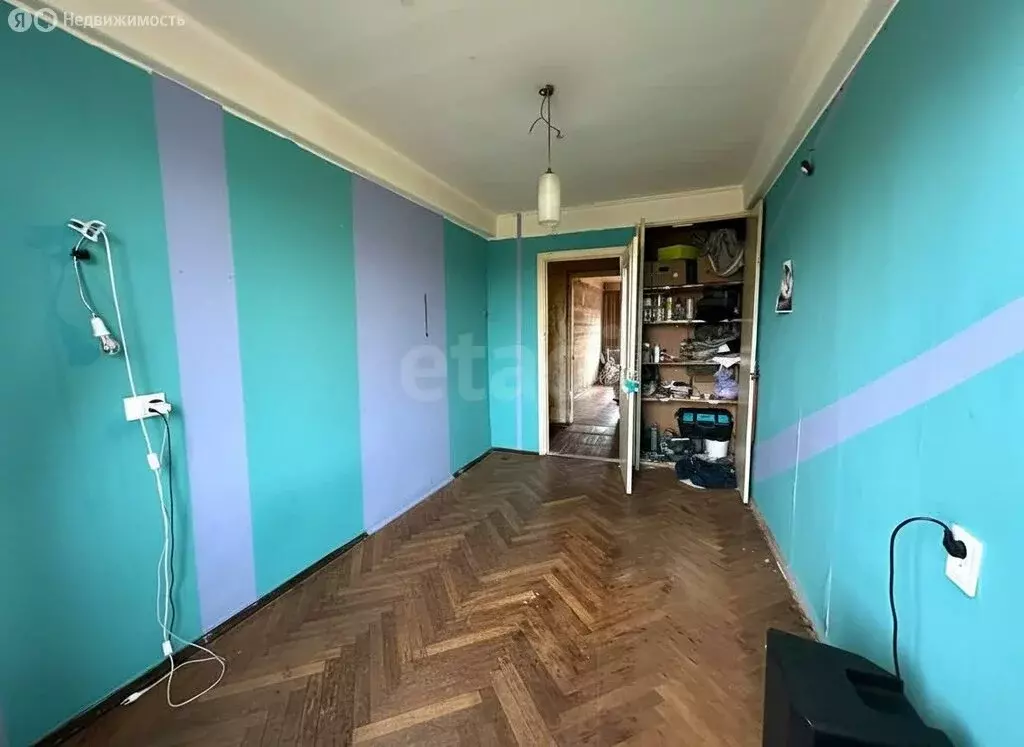 3-комнатная квартира: Санкт-Петербург, Бассейная улица, 83 (58 м) - Фото 1