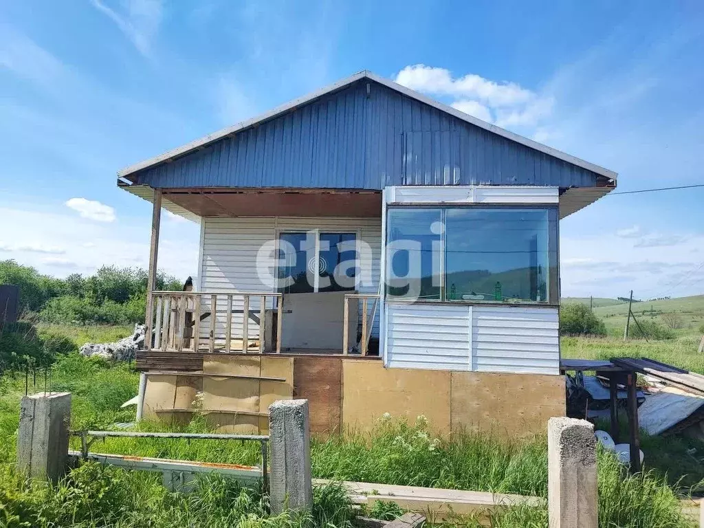 Дом в Красноярский край, Сосновоборский муниципальный округ, с. Зыково ... - Фото 1