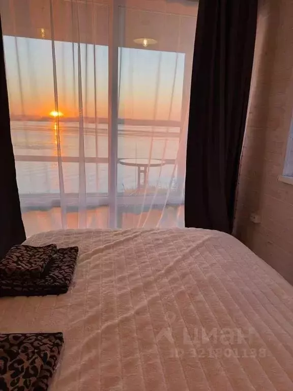 Дом в Саратовская область, Энгельс муниципальное образование, с. ... - Фото 1