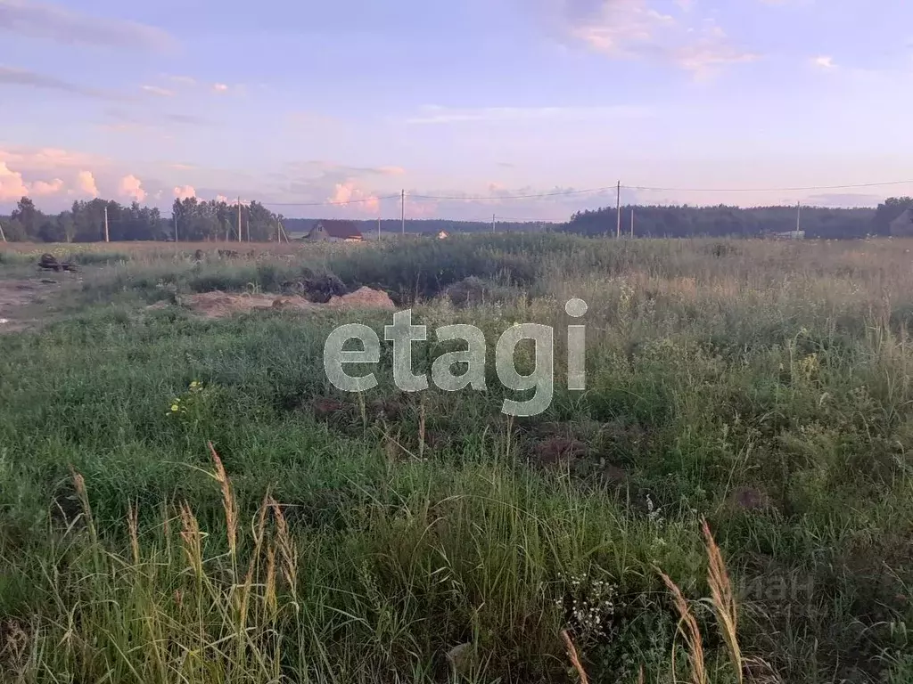 Участок в Брянская область, Навля рп ул. Брянская (10.0 сот.) - Фото 0