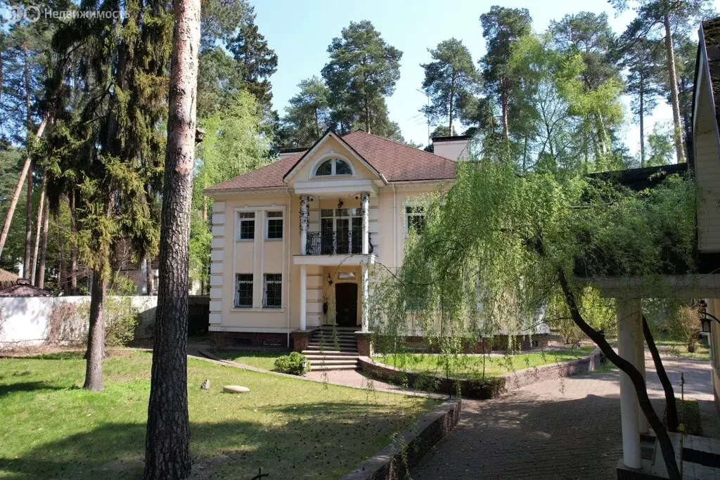 Дом в посёлок городского типа Малаховка, квартал МПС, 52Б (500 м) - Фото 1