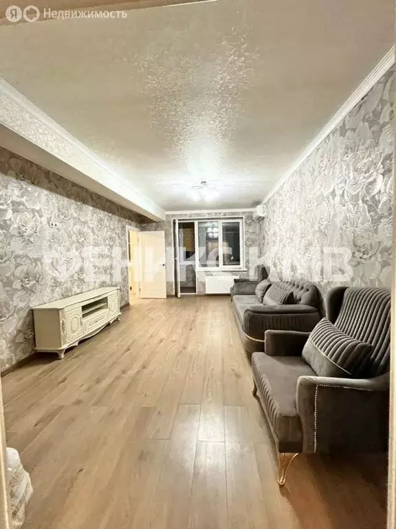 3-комнатная квартира: Пятигорск, Московская улица, 95 (100 м) - Фото 1