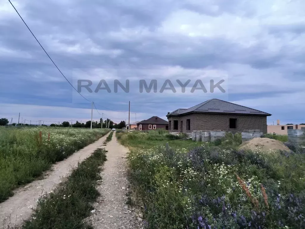 Участок в Адыгея, Майкоп городской округ, Гавердовский хут. пер. ... - Фото 1