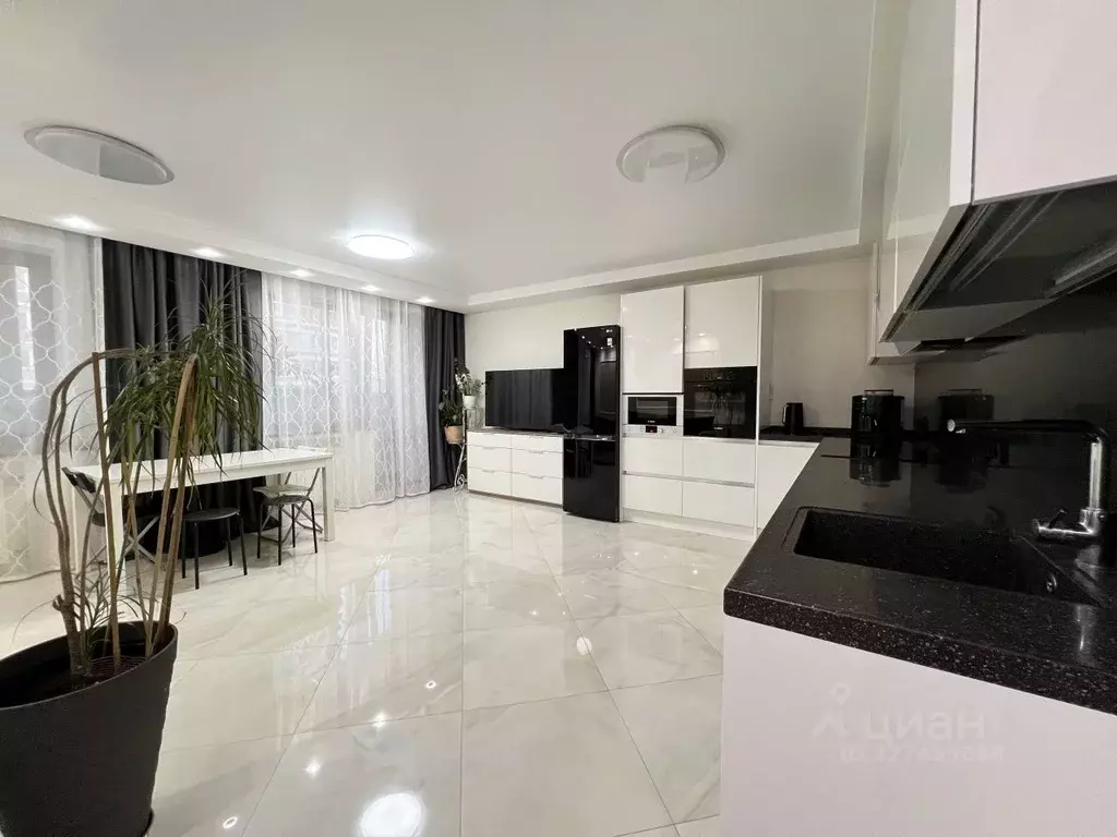 3-к кв. Свердловская область, Екатеринбург ул. 40-летия Комсомола, 31 ... - Фото 1