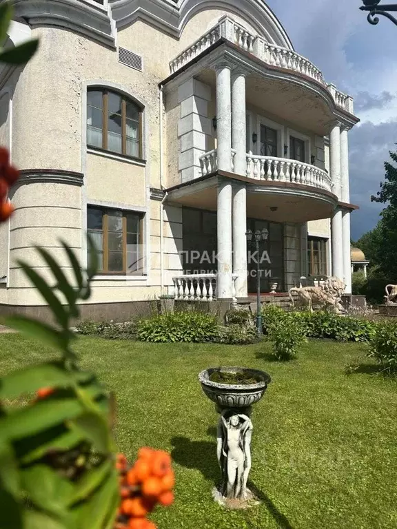 Дом в Московская область, Красногорск городской округ, с. ... - Фото 0