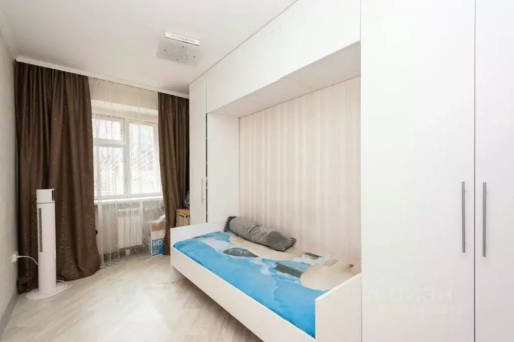 3-к кв. Иркутская область, Иркутск бул. Рябикова, 7Б (53.4 м) - Фото 1