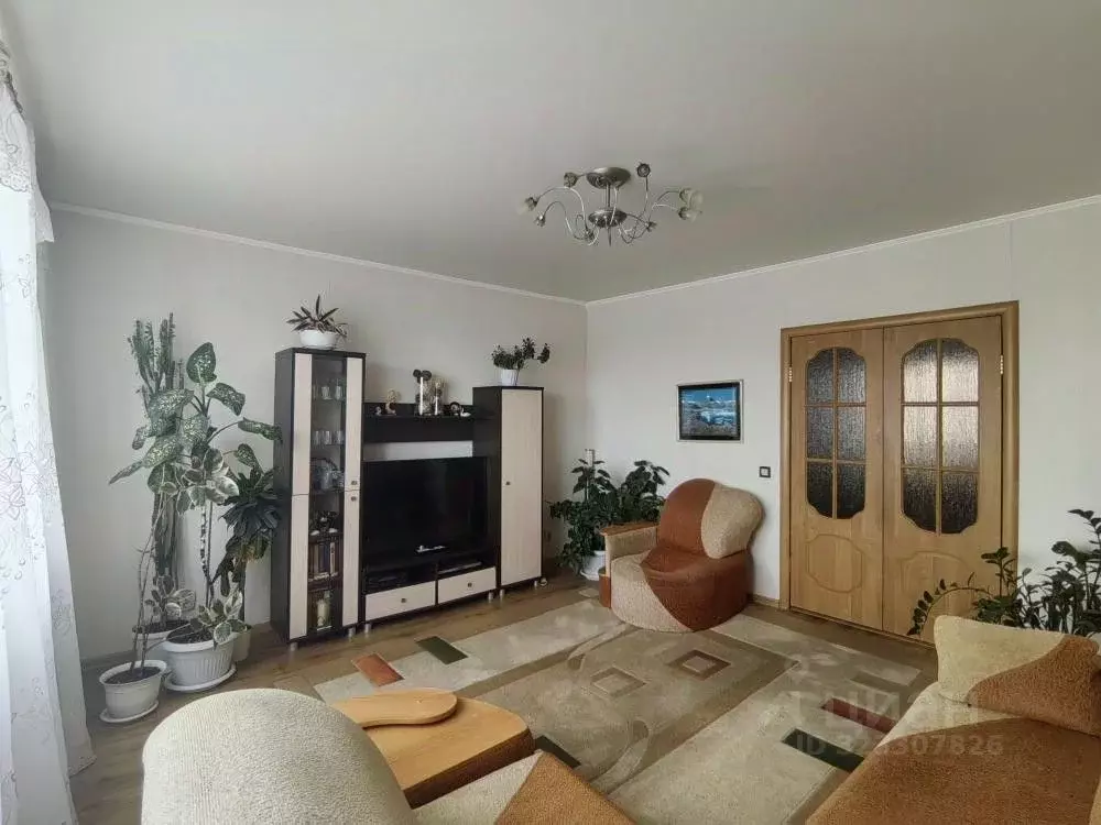 3-к кв. Омская область, Омск ул. Рокоссовского, 18 (70.5 м) - Фото 1