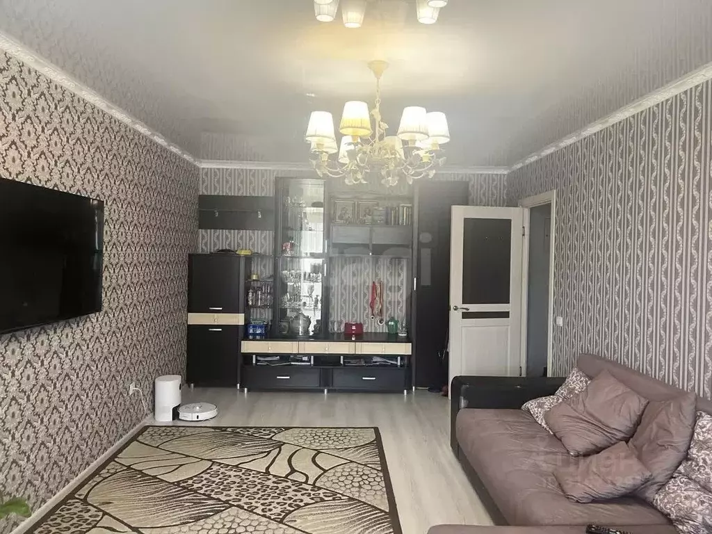 2-к кв. Брянская область, Брянск ул. Металлистов, 2 (78.0 м) - Фото 1