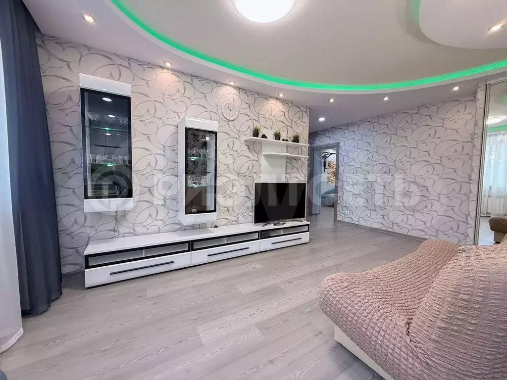 3-к. квартира, 57 м, 1/5 эт. - Фото 0