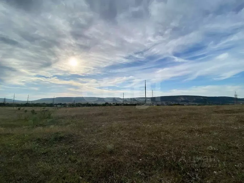 Участок в Крым, Бахчисарай ул. Февзи Билялова (6.0 сот.) - Фото 1