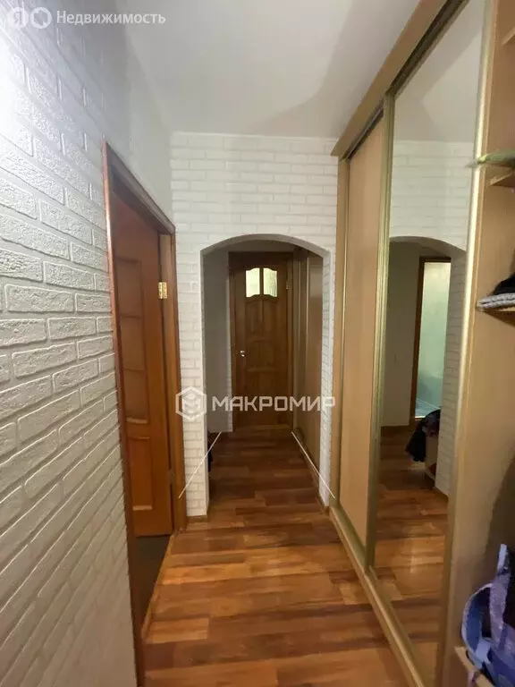 2-комнатная квартира: Пермь, улица Крупской, 9 (50.3 м) - Фото 1