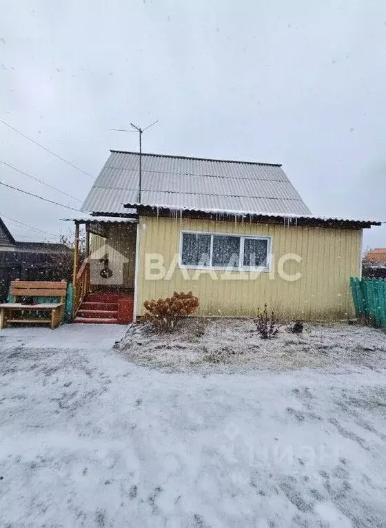 Дом в Бурятия, Тарбагатайский район, Саянтуйское с/пос, с. Нижний ... - Фото 1